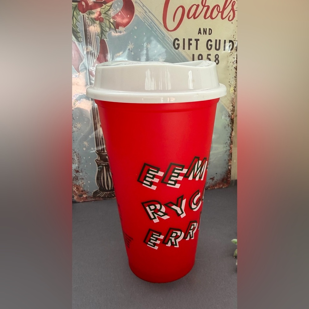 2018 Starbucks Red Cup Grande Tumbler with White Lid, New!